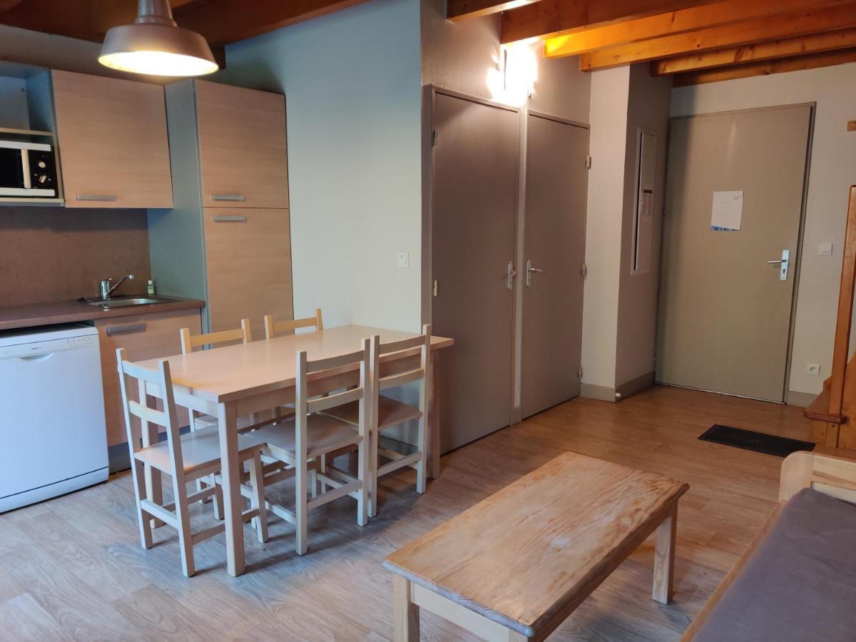 Les Trois Vallees - *